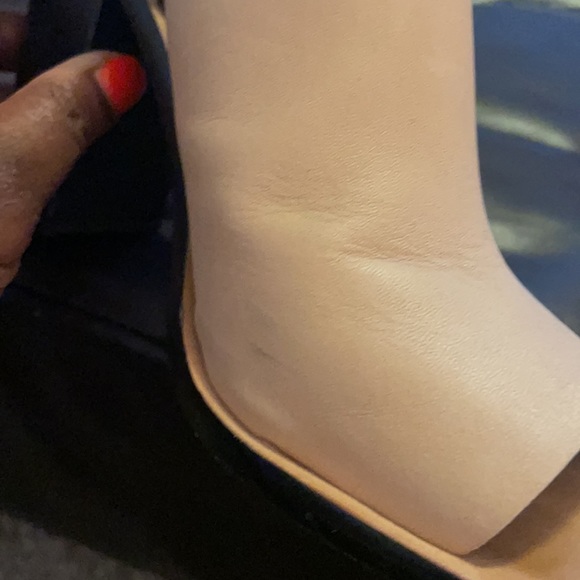 Tan Sandal Shoe with Animal print size 9 - Picture 3 of 6